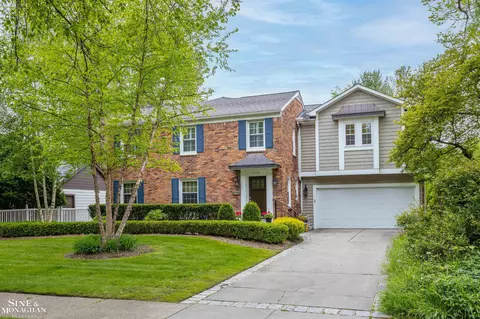 265 Beaupre, Grosse Pointe Farms, MI 48236