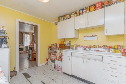 Kitchen - 511 Bell, Channing, MI 49815 photo 4 of 5