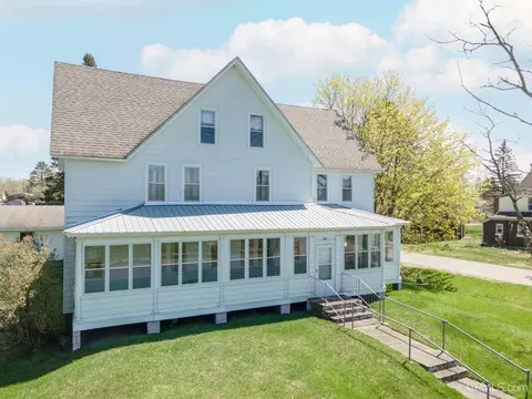 Exterior - 511 Bell, Channing, MI 49815 photo 7 of 14