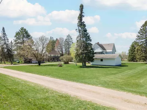 Exterior - 511 Bell, Channing, MI 49815 photo 8 of 14