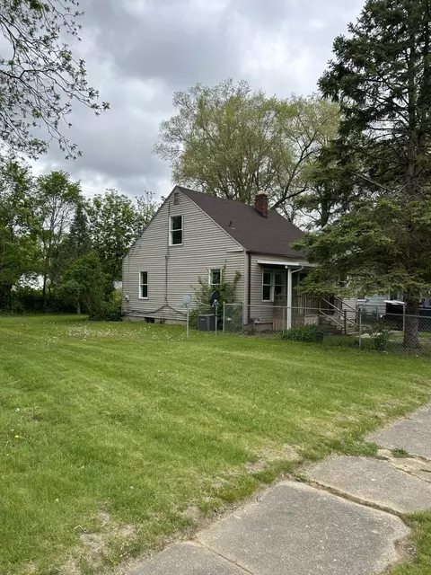 4402 Red Arrow, Flint, MI 48507 photo 9
