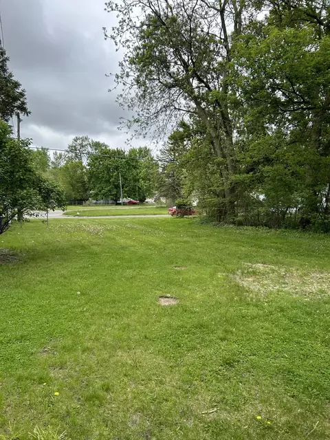 4402 Red Arrow, Flint, MI 48507 photo 6