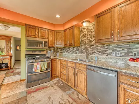 Kitchen - 11370 Butler, Willis, MI 48191 photo 4 of 4