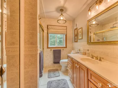 Bath - 11370 Butler, Willis, MI 48191 photo 2 of 3