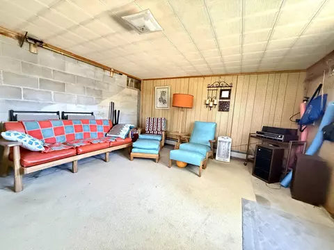 Living - 1543 Loebrich, Gladwin, MI 48624 photo 11 of 12