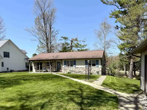Exterior - 1543 Loebrich, Gladwin, MI 48624 photo 4 of 11