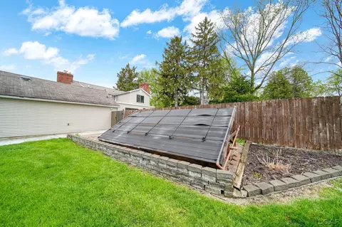 Exterior - 608 Budlong, Adrian, MI 49221 photo 20 of 27