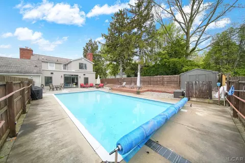 Exterior - 608 Budlong, Adrian, MI 49221 photo 12 of 27