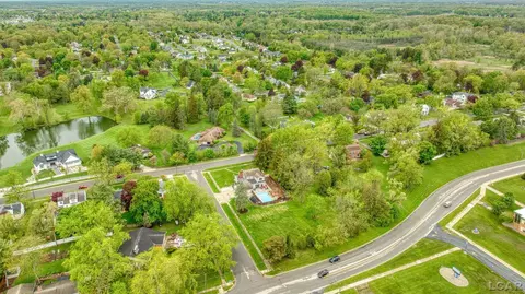 View/Area - 608 Budlong, Adrian, MI 49221 photo 3 of 10