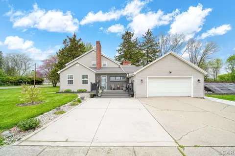 Exterior - 608 Budlong, Adrian, MI 49221 photo 4 of 27