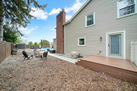 Exterior - 608 Budlong, Adrian, MI 49221 photo 19 of 27