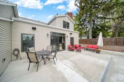 Exterior - 608 Budlong, Adrian, MI 49221 photo 13 of 27