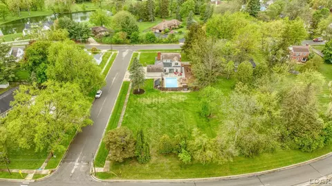 View/Area - 608 Budlong, Adrian, MI 49221 photo 5 of 10