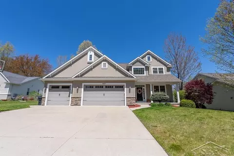 2607 Hollyberry, Midland, MI 48642