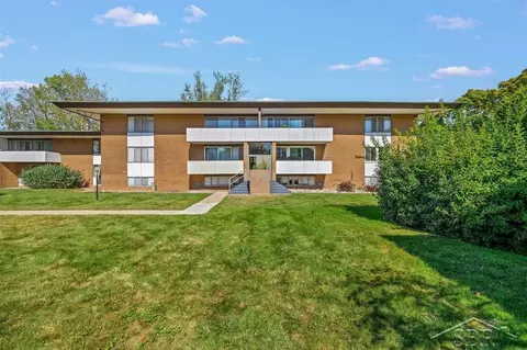 2119 Bayliss #22, Midland, MI 48640