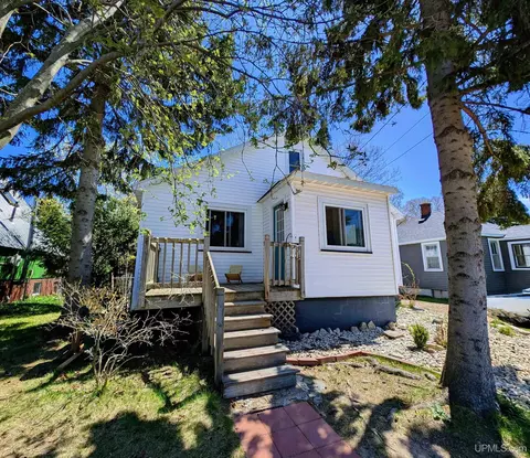 1822 Fitch, Marquette, MI 49855