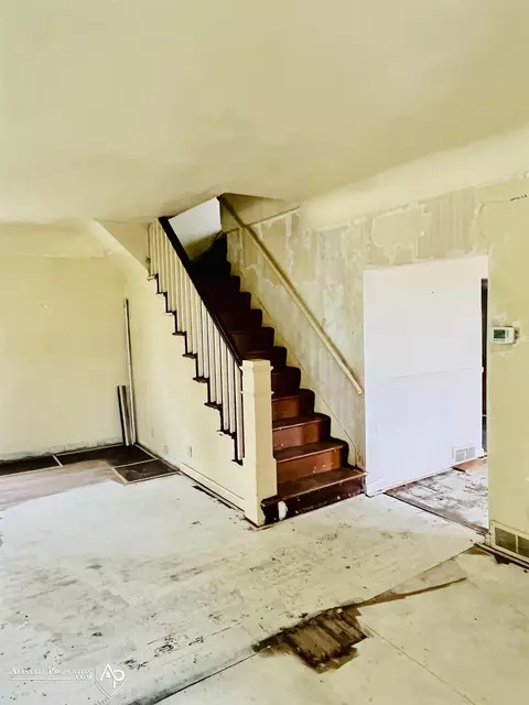 Entry Way - 11478 E Carpenter, Davison, MI 48423 photo 1 of 1