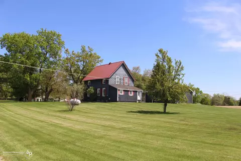 Exterior - 11478 E Carpenter, Davison, MI 48423 photo 6 of 15