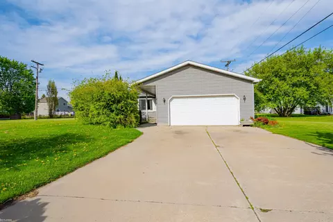 1817 Kern, Port Huron, MI 48060