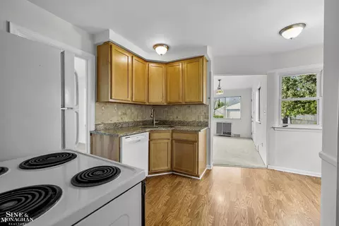 419 Moross, Grosse Pointe Farms, MI 48236 photo 7