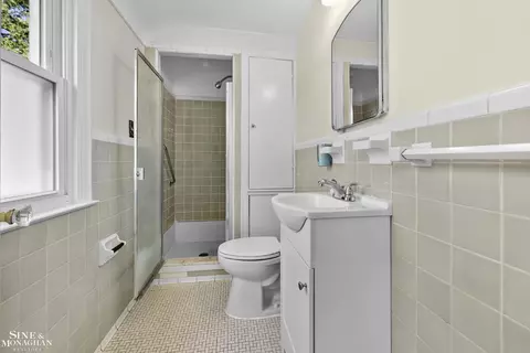 419 Moross, Grosse Pointe Farms, MI 48236 photo 23