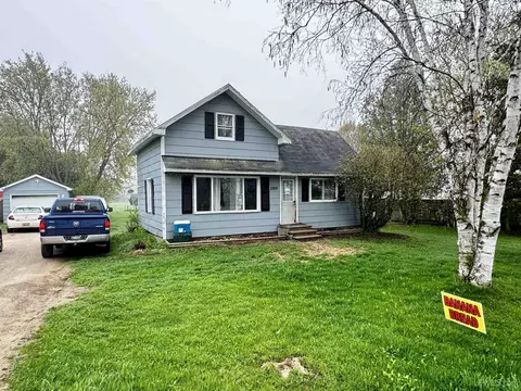 1389 155, Bark River, MI 49807
