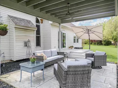 Exterior - 243 Eagle, Monroe, MI 48162 photo 9 of 10