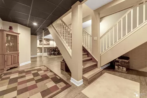 Entry Way - 243 Eagle, Monroe, MI 48162 photo 7 of 9