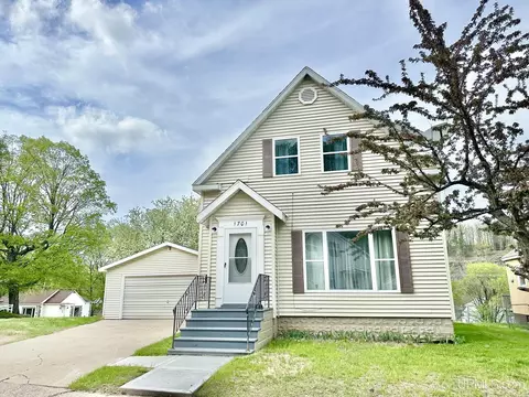 1701 Ridge, Niagara, WI 54151