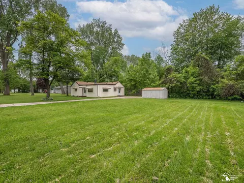 Exterior - 19106 Sylvia, Romulus, MI 48174 photo 2 of 7