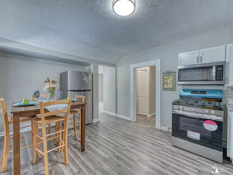 Kitchen - 19106 Sylvia, Romulus, MI 48174 photo 3 of 5