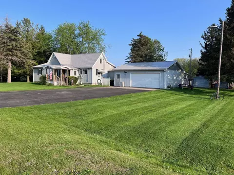 4149 Worth, Pinconning, MI 48650