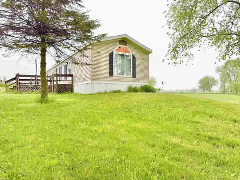 2109 S Bard, Gladwin, MI 48624 photo 4