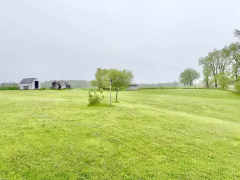 2109 S Bard, Gladwin, MI 48624 photo 11