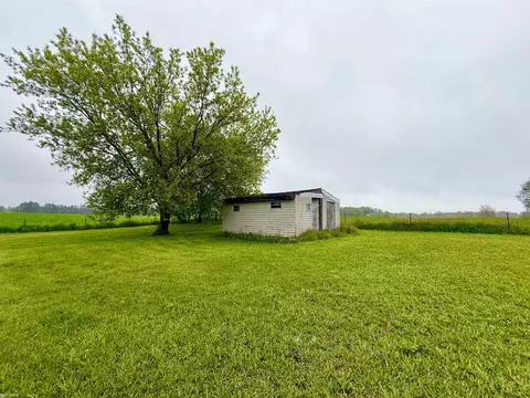 2109 S Bard, Gladwin, MI 48624 photo 20