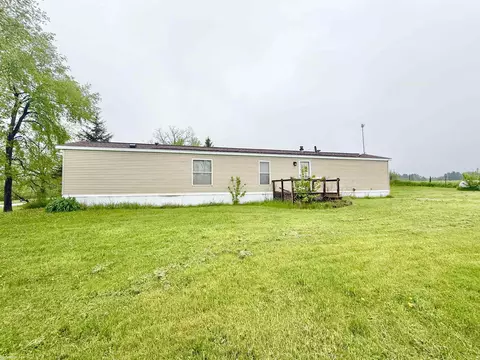 2109 S Bard, Gladwin, MI 48624 photo 13