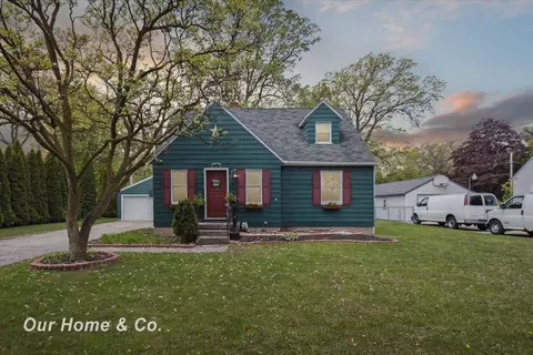 700 Scheurmann, Essexville, MI 48732