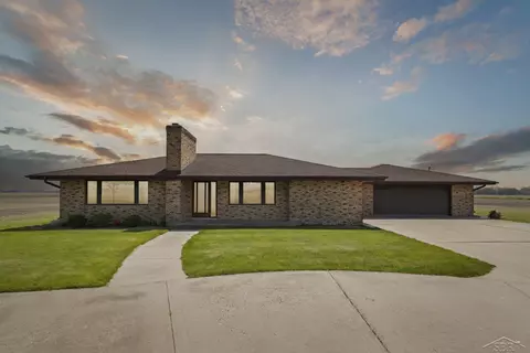 280 E Nebobish, Essexville, MI 48732
