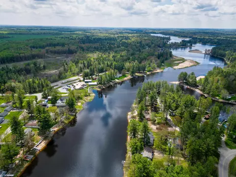 View/Area - 3436 Lakeshore, Gladwin, MI 48624 photo 13 of 17
