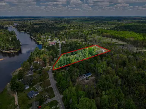 View/Area - 3436 Lakeshore, Gladwin, MI 48624 photo 4 of 17