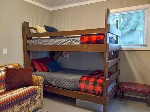 Bedroom - 3436 Lakeshore, Gladwin, MI 48624 photo 5 of 5