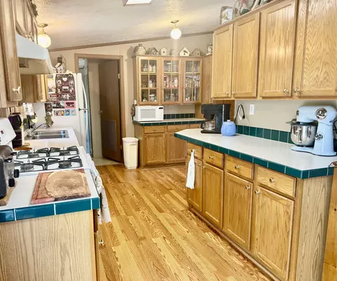 Kitchen - 2331 E Monroe, Harrison, MI 48625 photo 1 of 2