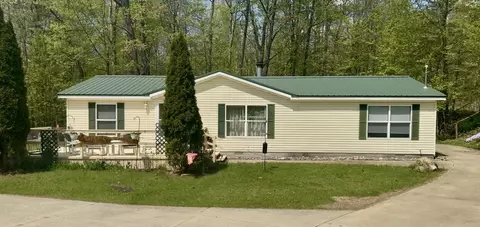 Exterior - 2331 E Monroe, Harrison, MI 48625 photo 9 of 9