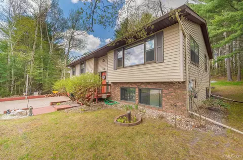 213 Judy, Marquette, MI 49855