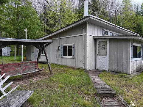 Exterior - 546 N M-30, Gladwin, MI 48624 photo 9 of 12