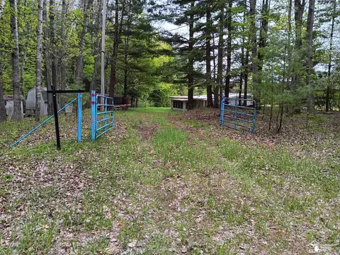 Exterior - 546 N M-30, Gladwin, MI 48624 photo 2 of 12