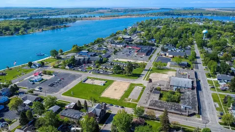 View/Area - 1816 Saint Clair, Algonac, MI 48001 photo 14 of 17