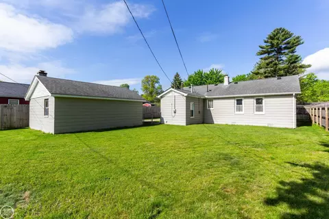 Exterior - 1816 Saint Clair, Algonac, MI 48001 photo 5 of 6