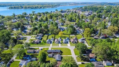 View/Area - 1816 Saint Clair, Algonac, MI 48001 photo 8 of 17