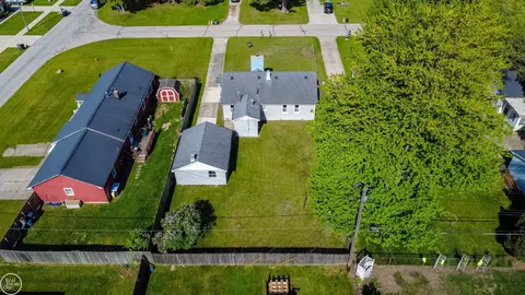 View/Area - 1816 Saint Clair, Algonac, MI 48001 photo 5 of 17